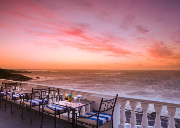 The Leopard Bar Terrace